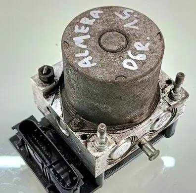 Nissan Almera N16 ABS control unit/module 