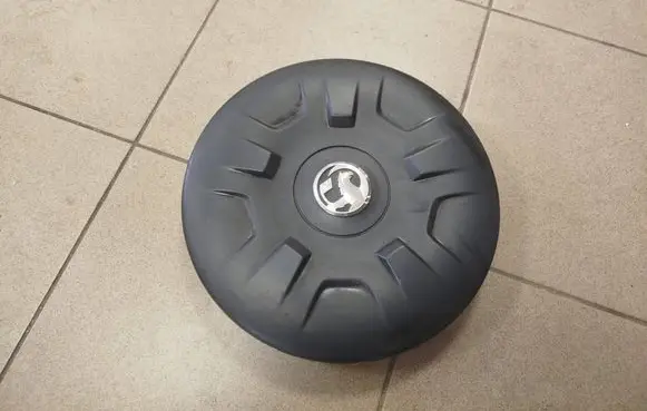Opel Movano B Original wheel cap 403150033R