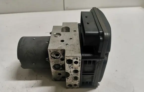 BMW X5 E70 ABS Pump 6854702