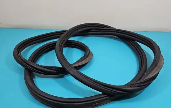 Ford S-MAX Seal rubber (tailgate) IMPRK1517299