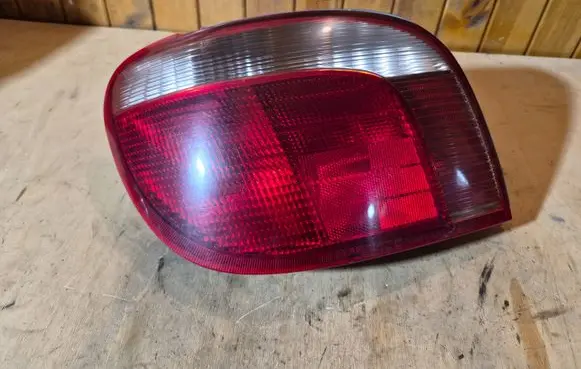 Toyota Yaris Rear/tail lights 11A272B