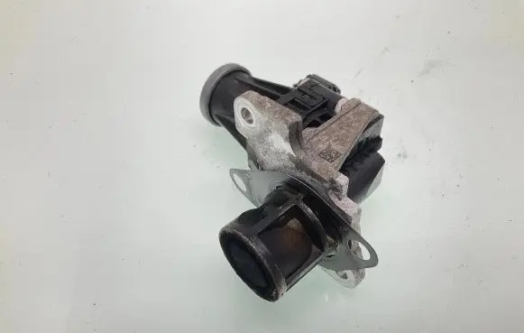 Renault Captur EGR valve H8200129863 147185308R 703435020