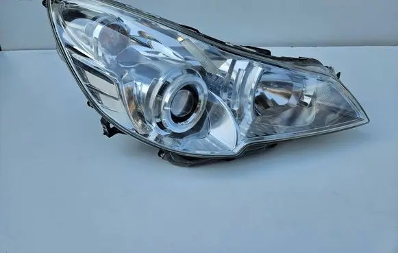 Subaru Outback Headlight/headlamp 84001AJ112