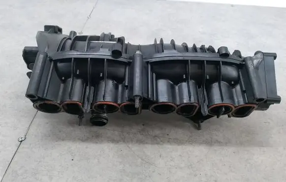BMW 3 E90 E91 Intake manifold 7798885