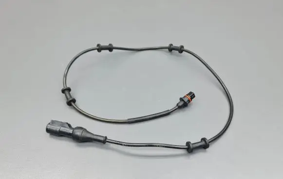 Jaguar XF X250 ABS brake wheel speed sensor 10071162283 8W832C204AB