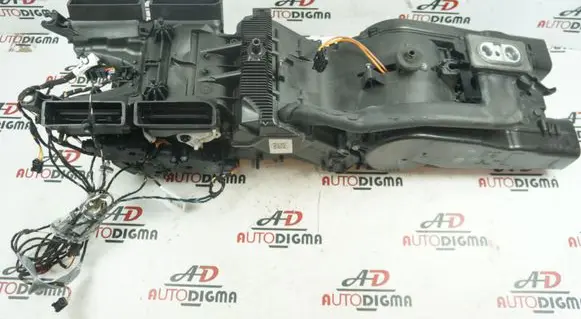 Audi A8 S8 D4 4H Interior heater climate box assembly 4H0820004C