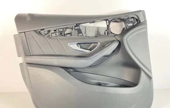 Mercedes-Benz GLC X253 C253 Front door card panel trim