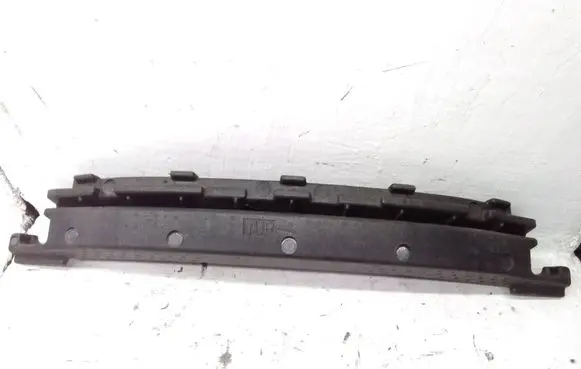 Front bumper foam support bar