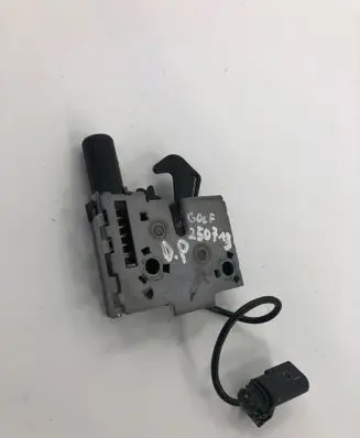 Volkswagen Golf VIII Engine bonnet/hood lock/catch 4k0823501a
