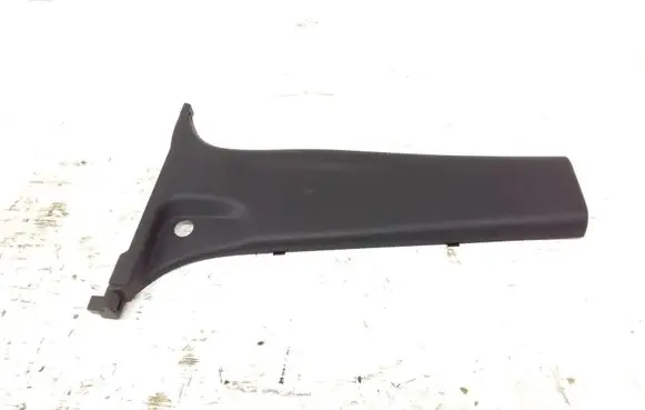 Nissan Navara D23 (B) pillar trim (bottom) 769164KJ0A