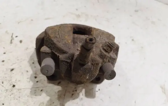 Volvo XC90 Rear brake caliper
