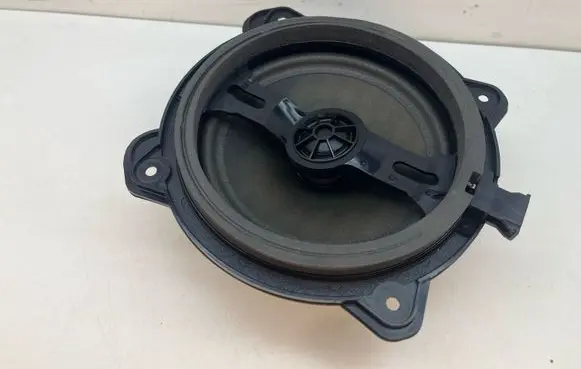 Audi A3 S3 8P Rear door speaker 7606500098 8H0035411D