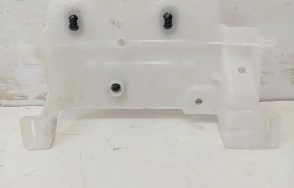 Peugeot 5008 II Other engine bay part 9811809480