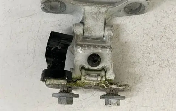 BMW X1 E84 Tailgate/trunk/boot hinge 706062609 7060626-09
