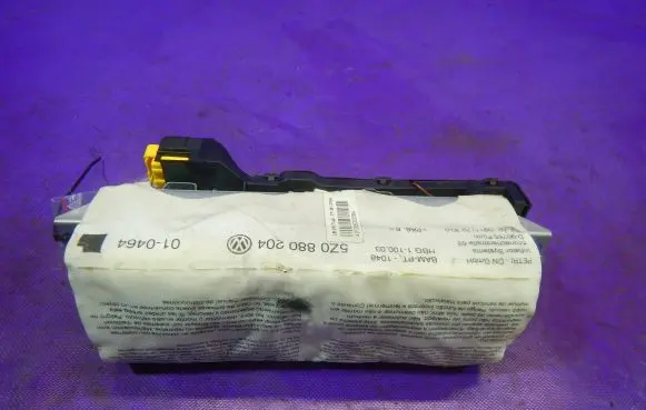 Volkswagen Fox Steering wheel airbag 5Z0880204