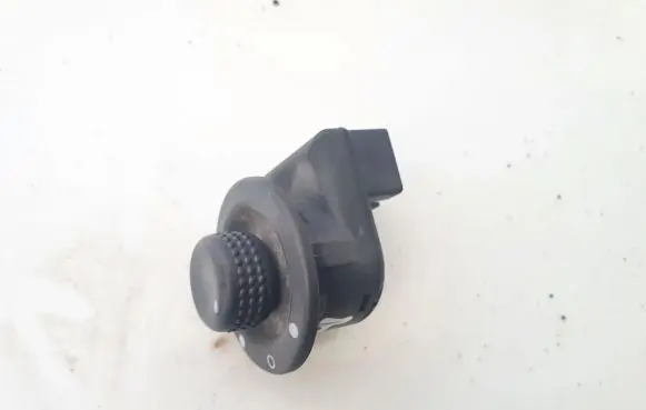 Renault Scenic I Wing mirror switch 7700432971c