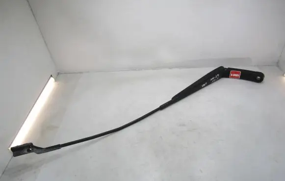 Volkswagen Golf VII Front wiper blade arm 5G1955410