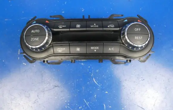 Mercedes-Benz CLA C117 X117 W117 Climate control unit A2469002408 5HB01044804 A2469010805