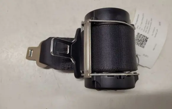 Mini One - Cooper Clubman R55 Rear seatbelt 608354900A