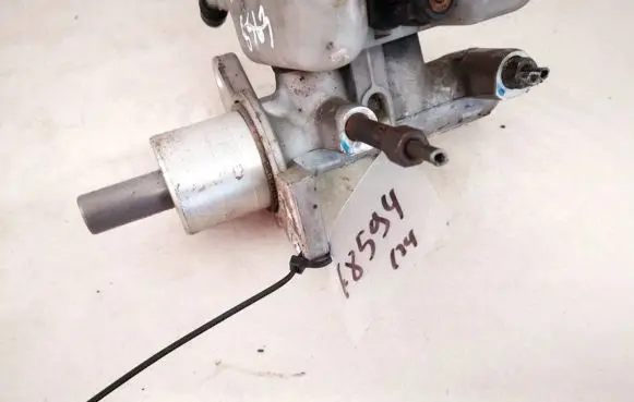 Opel Zafira A Master brake cylinder