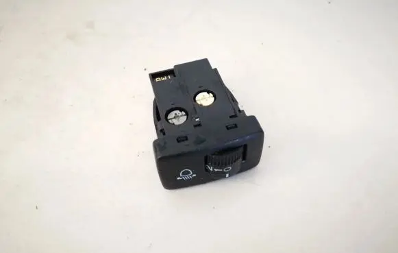 Headlight level height control switch