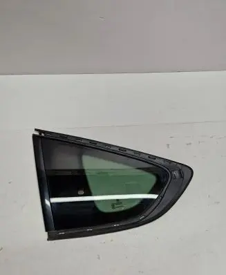 BMW 5 GT F07 Rear side window 7197897 17713010S