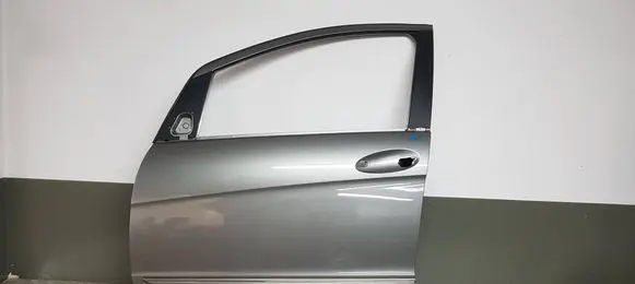 Mercedes-Benz A W169 Front door 267ATS