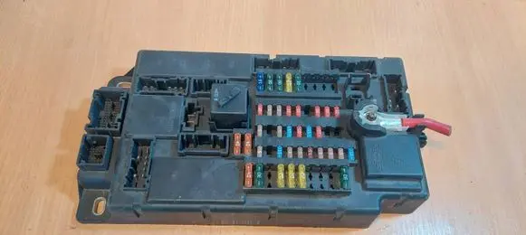 Mini One - Cooper Clubman R55 Central body control module 3451923 519317010 00190260