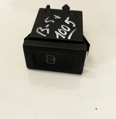 Volkswagen PASSAT B5 Windscreen/window heater switch 3B0959621C