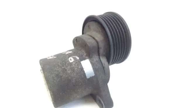 Mazda 6 Generator/alternator belt tensioner