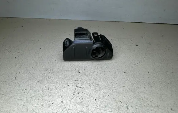 Volvo S90, V90 Front parking sensor holder (PDC) 31383245