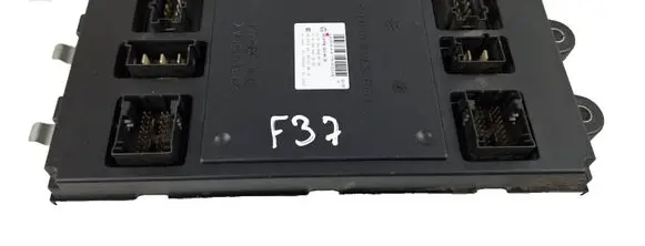 Mercedes-Benz R W251 Central body control module A1645458532 A1645455732 A1644421600