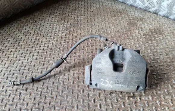 Ford Kuga II Front brake caliper