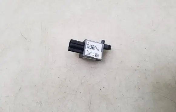Porsche Panamera (970) Airbag deployment crash/impact sensor 97061822102