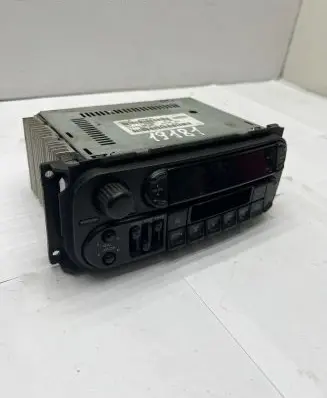 Chrysler 300M Radio/CD/DVD/GPS head unit P56038518AI
