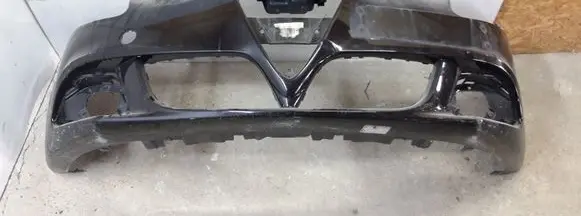 Alfa Romeo Giulietta Front bumper 156085887