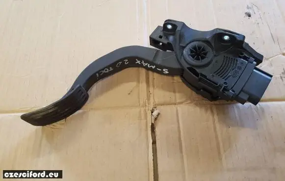 Ford Mondeo MK IV Accelerator throttle pedal