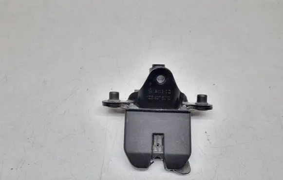 Skoda Octavia Mk2 (1Z) Tailgate/trunk/boot lock/catch/latch 1Z5827501D