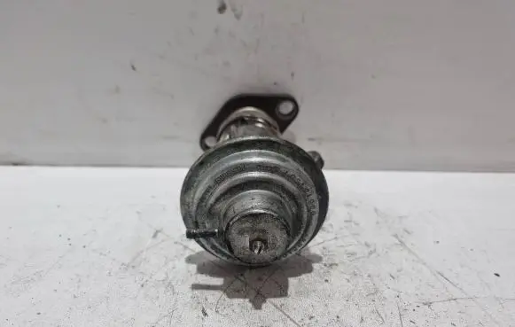 Audi A4 S4 B7 8E 8H EGR valve 038131501