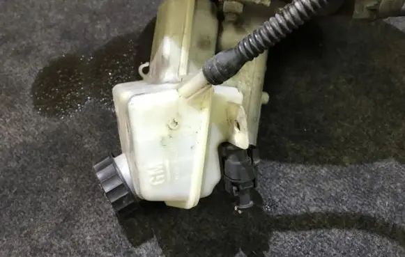Opel Astra H Master brake cylinder 