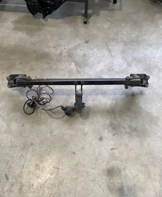 Mercedes-Benz C W205 Tow bar set 
