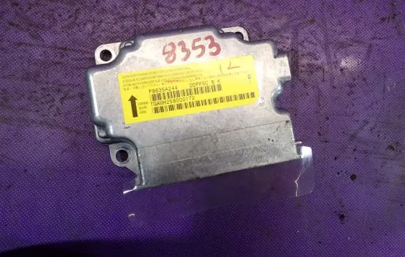 Mitsubishi Lancer VIII Airbag control unit/module P8635A244