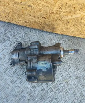 Gearbox transfer box case