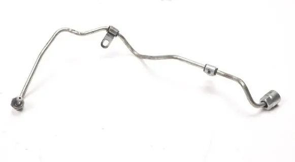 Volvo XC90 Fuel line pipe 