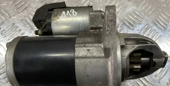 Subaru Outback Starter motor EJ253 23300AA570