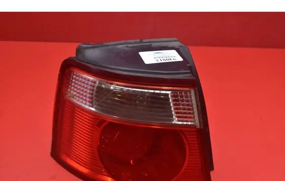 KIA Carens I Rear/tail lights 