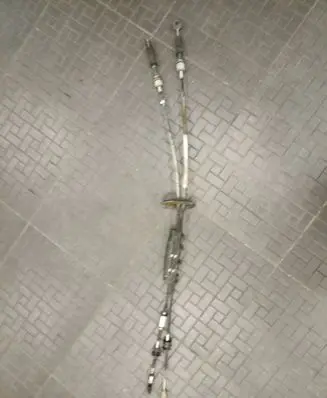 Mitsubishi Grandis Gear shift cable linkage