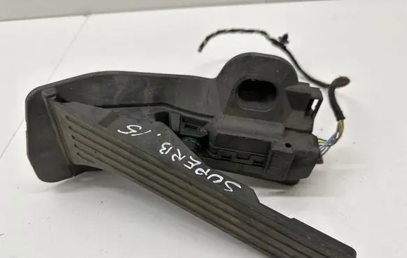 Skoda Superb B6 (3T) Accelerator throttle pedal 1K2723503AJ