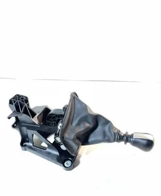 Nissan NV200 Gear shifter/selector 112102953