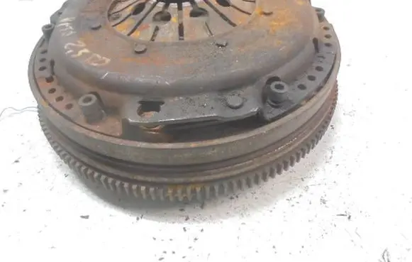 Mercedes-Benz Vito Viano W638 Flywheel 